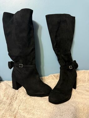 Women's Black Knee-High Heeled Boots with Buckle Accent